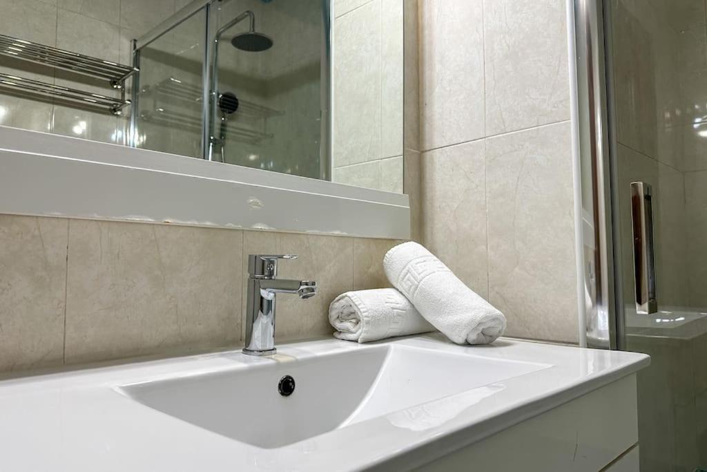 Luminoso Apartamento Turistico En Chamartin Madrid Exteriér fotografie